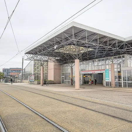 Le Parilly - Ma Cabotte Appartement Vénissieux Buitenkant foto