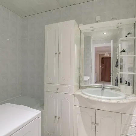 Le Parilly - Ma Cabotte Appartement Vénissieux Buitenkant foto